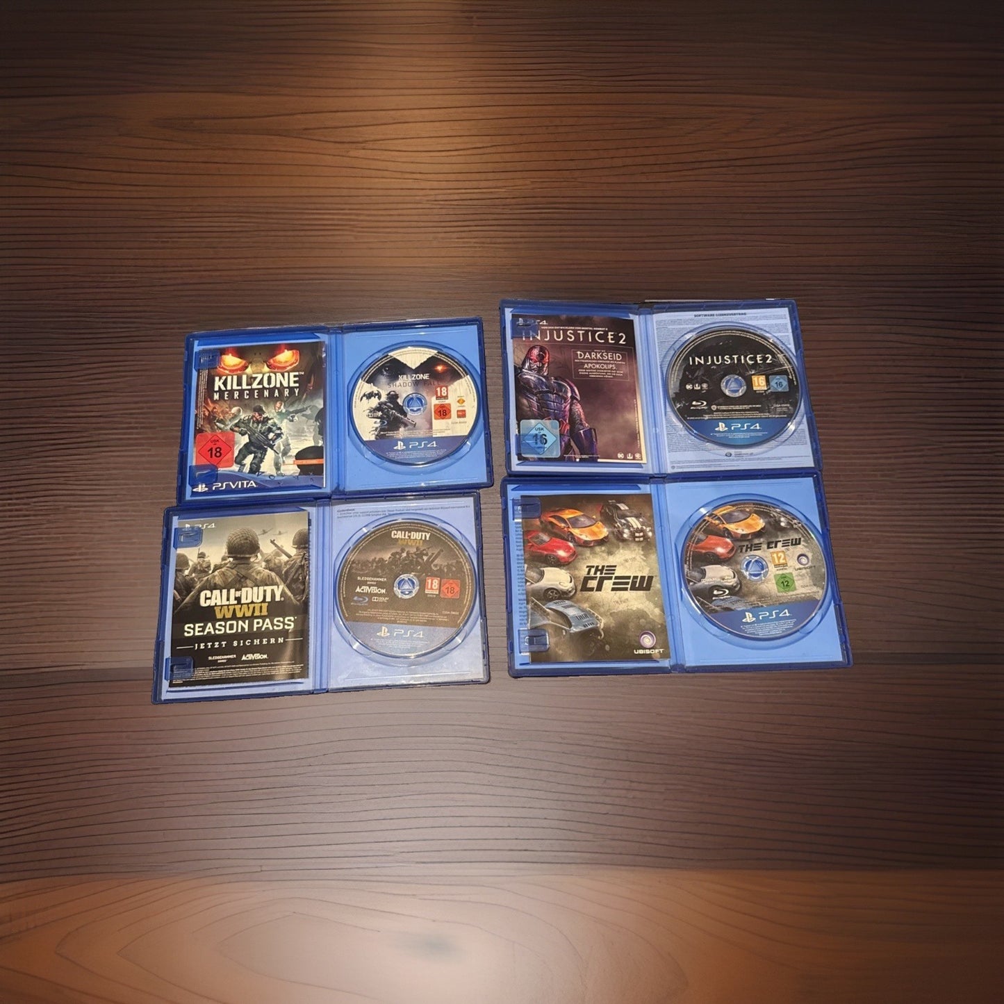 PS4 Spielepaket 8 Spiele: Call of Duty, Naruto Storm 4, Injustice 2, Sims 4 uvm.